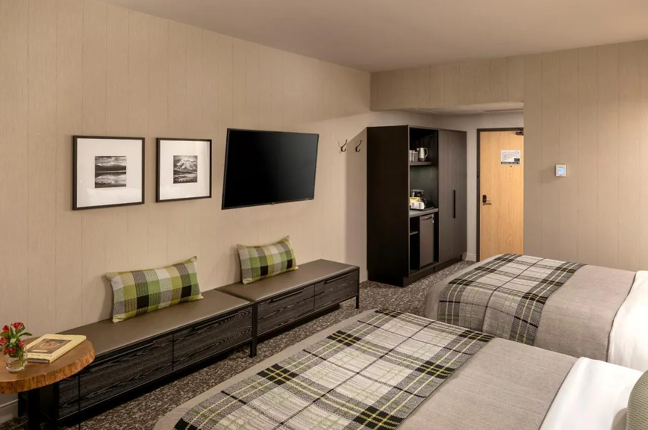 ***  Peaks Hotel And Suites Banff Canada