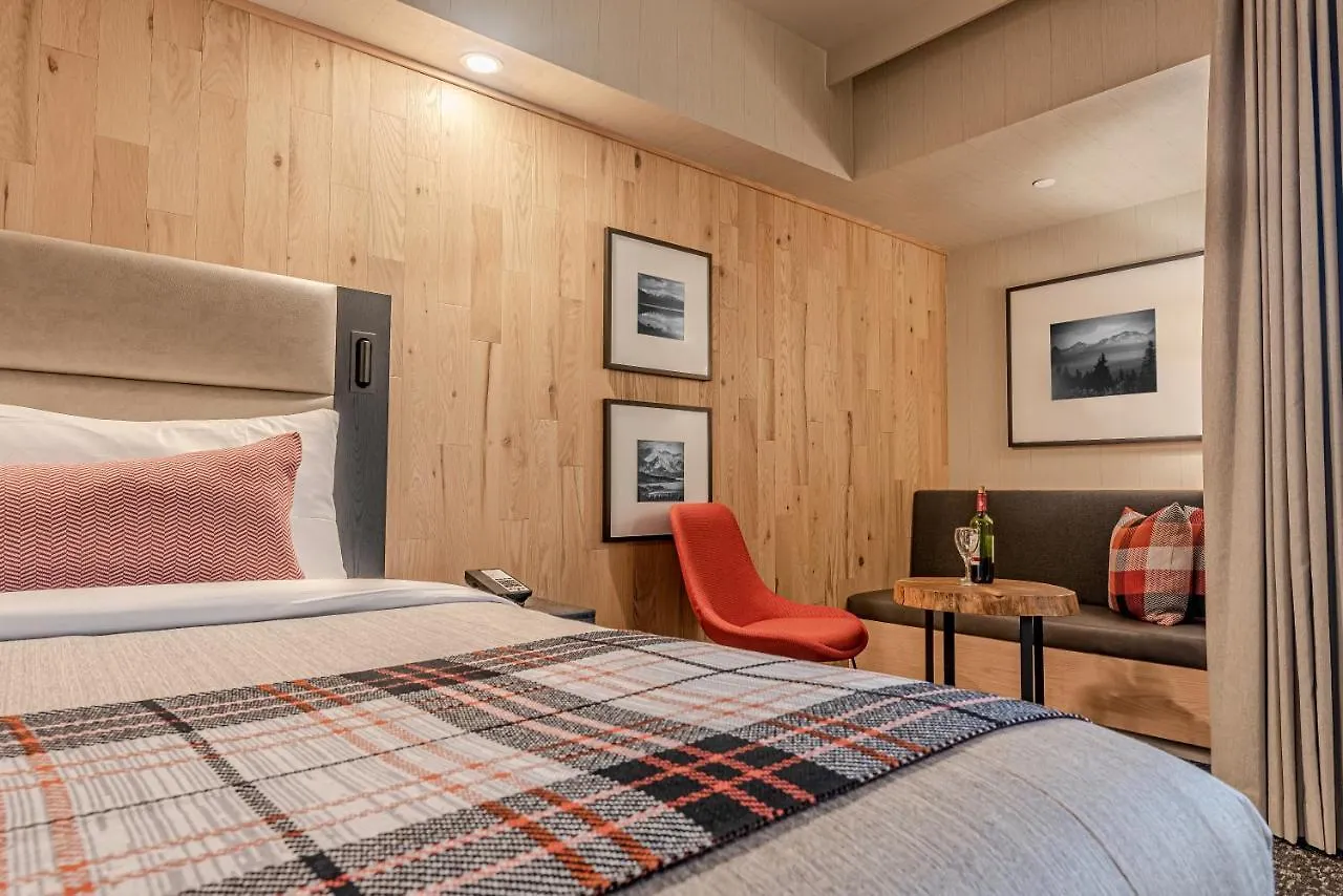 ***  Peaks Hotel And Suites Banff Canada