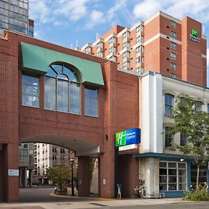 Express Downtown By Ihg 3*, Toronto Canadá