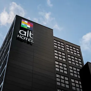 Alt East Village 3*, YYC Canadá
