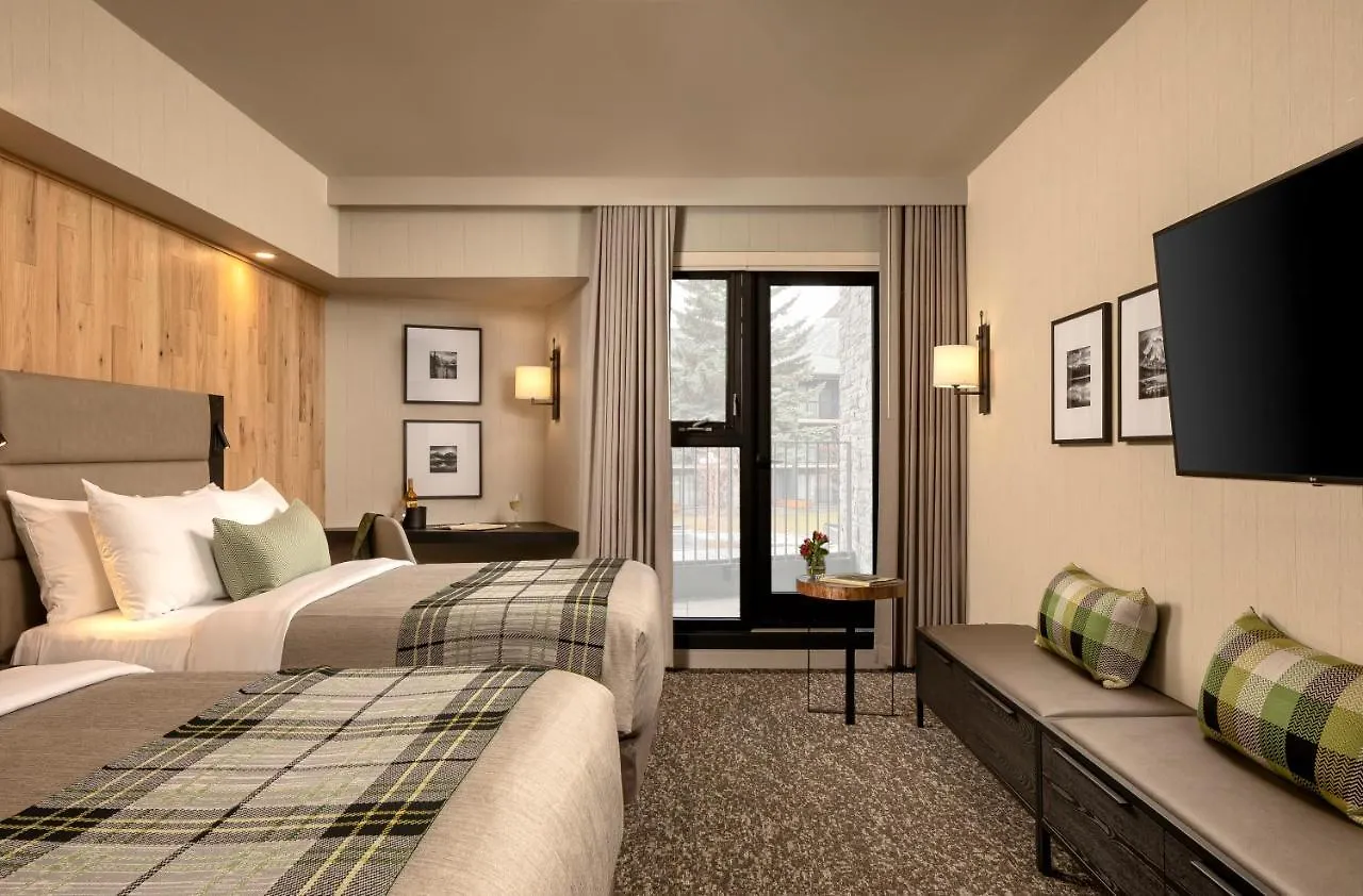 Peaks Hotel And Suites Banff