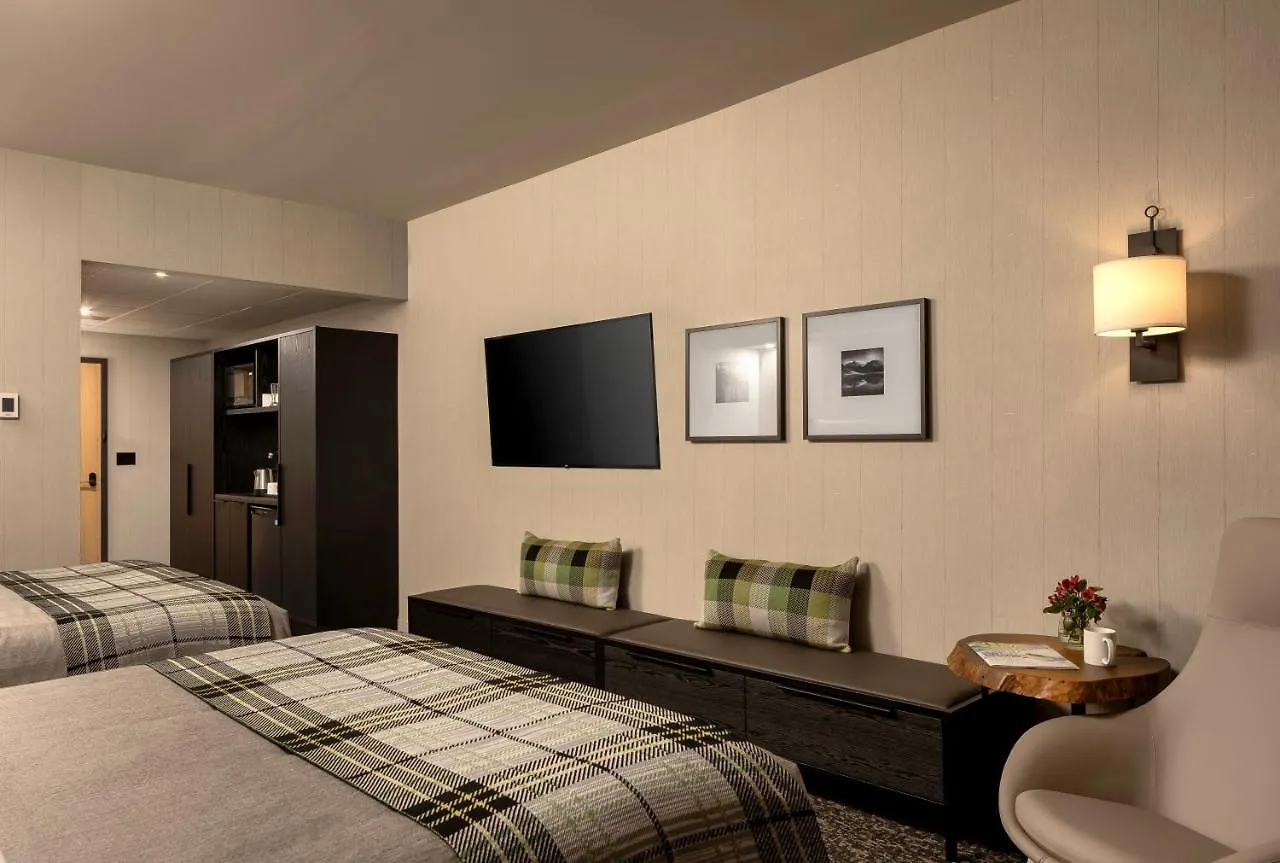 Peaks Hotel And Suites Banff