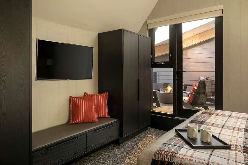 Peaks Hotel And Suites Banff